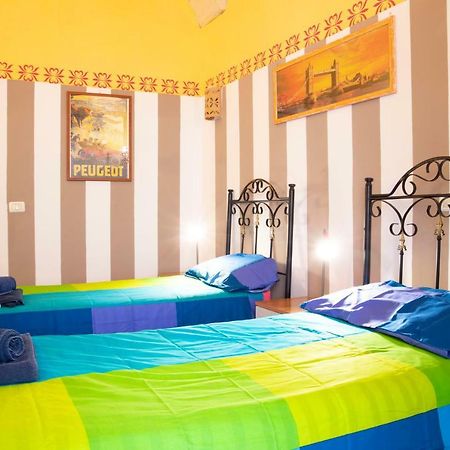 Hotel La Piazzetta Lecce Esterno foto
