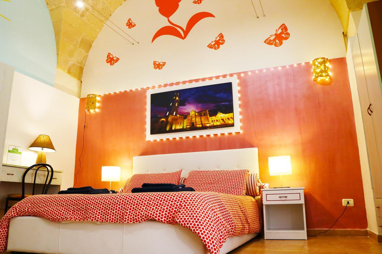 Hotel La Piazzetta Lecce Esterno foto