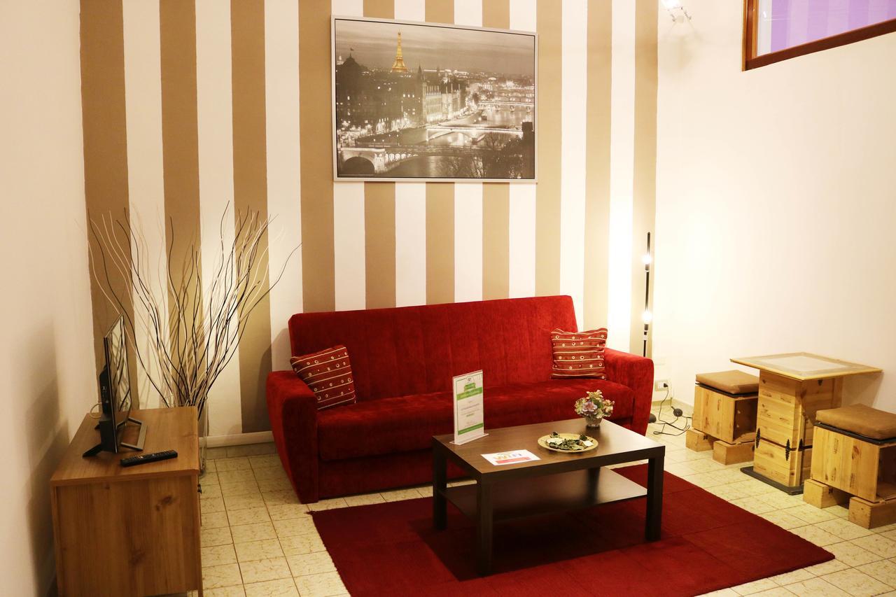 Hotel La Piazzetta Lecce Esterno foto