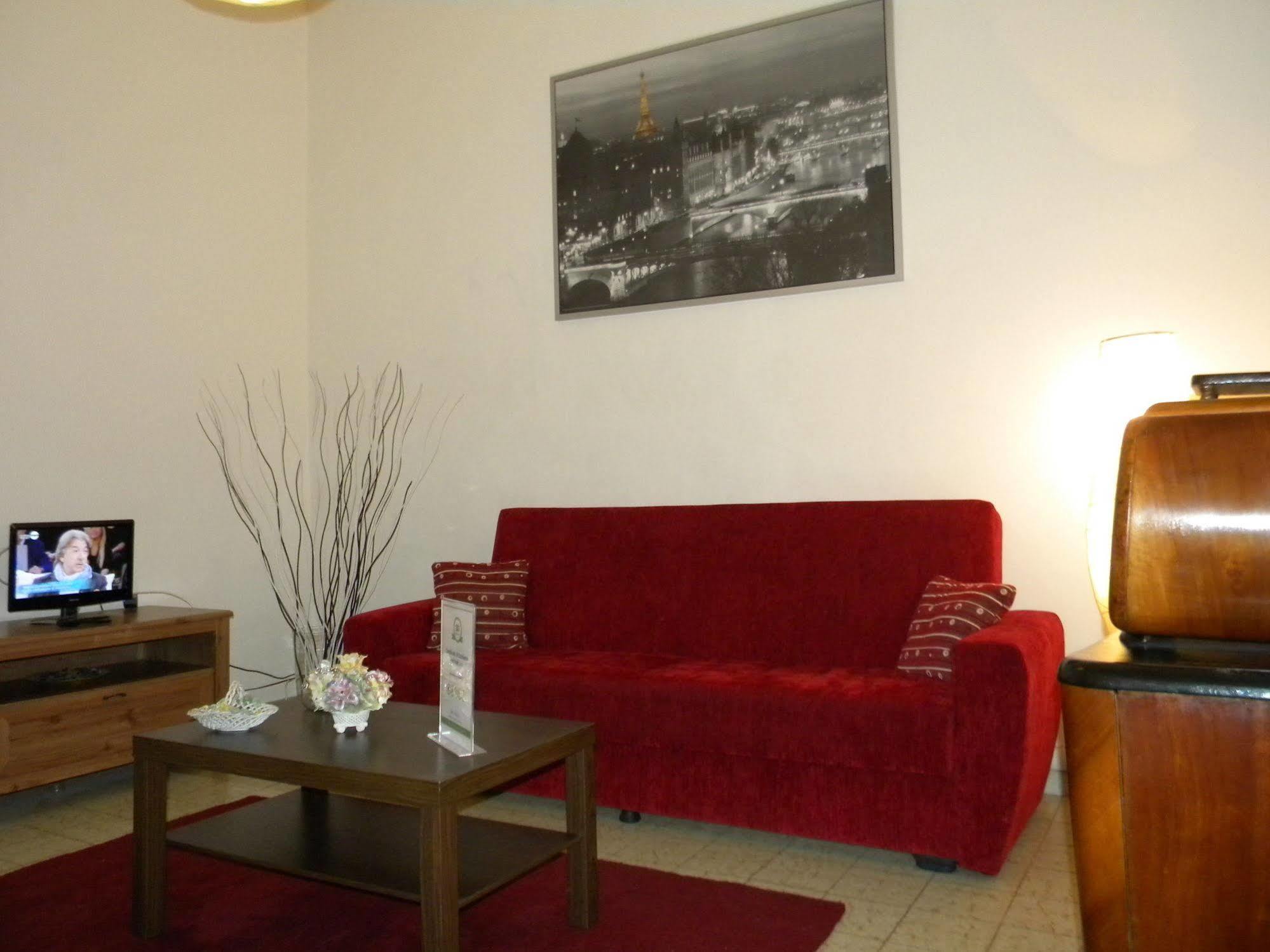 Hotel La Piazzetta Lecce Esterno foto