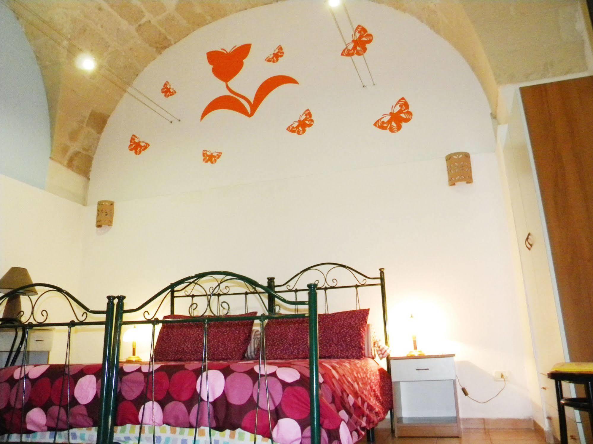 Hotel La Piazzetta Lecce Esterno foto