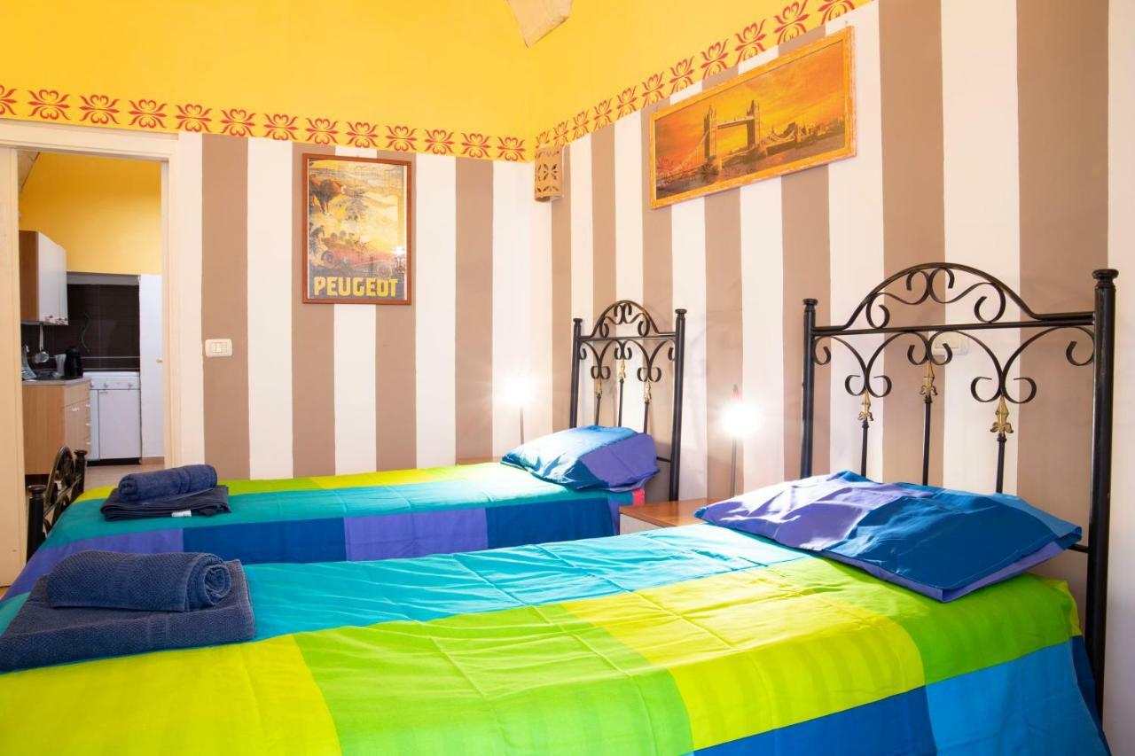 Hotel La Piazzetta Lecce Esterno foto